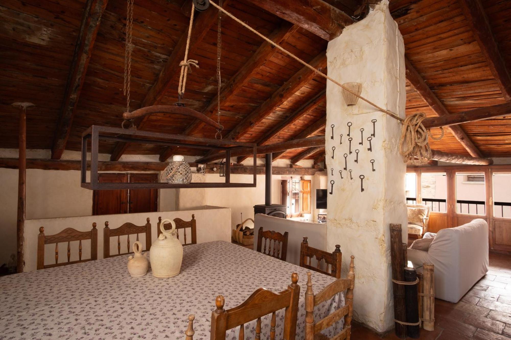 La Casa Amarilla Villa Rubielos De Mora Buitenkant foto